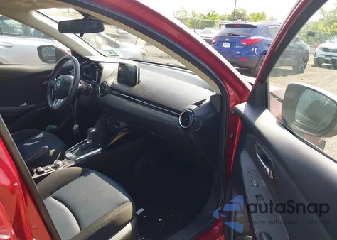 2016 Scion Ia z USA, uszkodzony, nr VIN 3MYDLBZV5GY100325